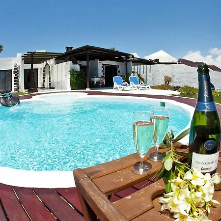 Holiday Villas Kamezi Playa Blanca Ace03034 Oyf * Playa Blanca