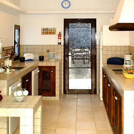 Feriehus Holiday Villas Kamezi Playa Blanca Ace03034 Oyf *